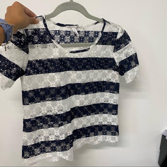 BCBG - Crochet embroidered stripes top - Picture 8 of 8